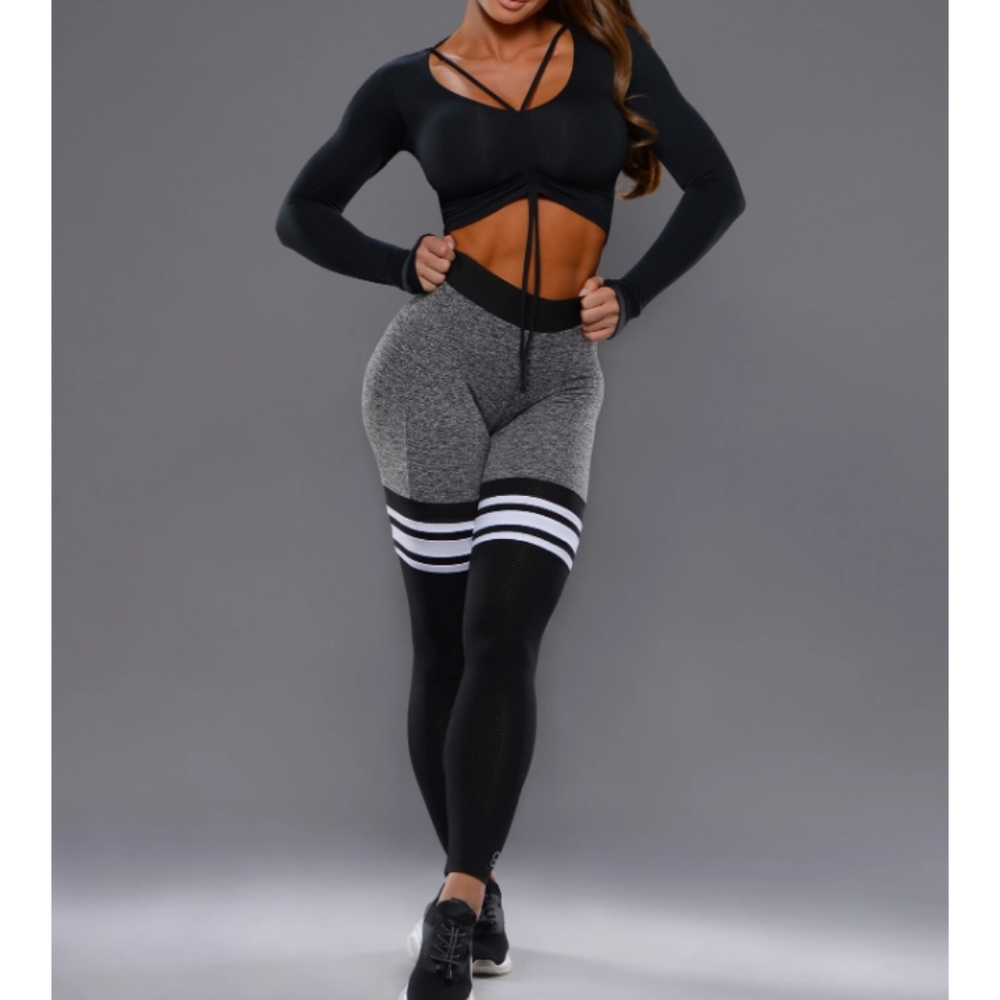 Bombshell leggings size large NWT HOLD 4 CHRISSY